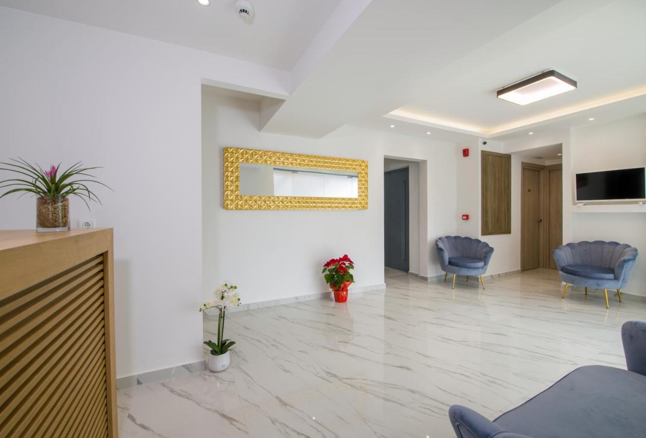 Deluxe City Hotel Ханья Экстерьер фото