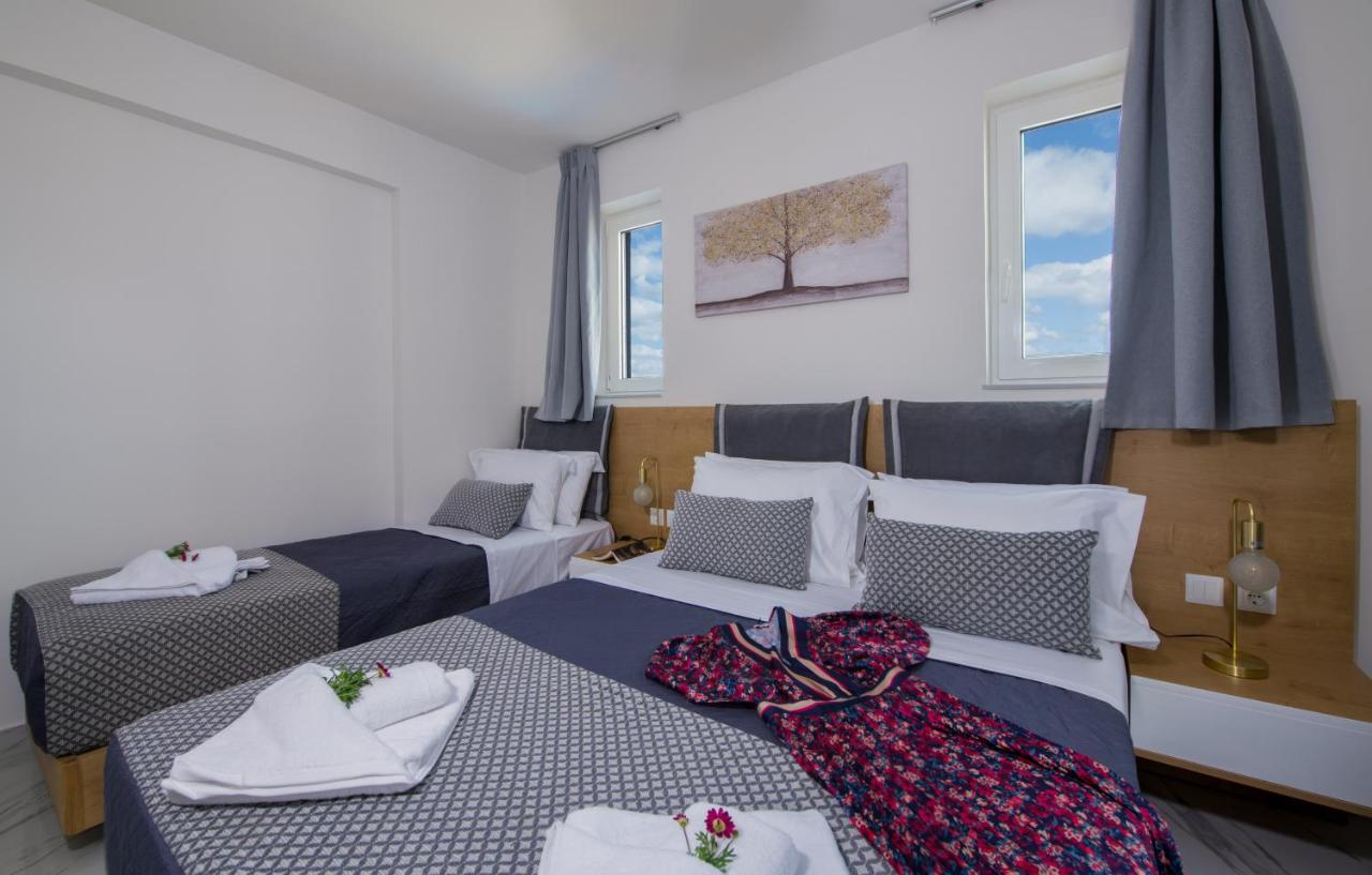 Deluxe City Hotel Ханья Экстерьер фото