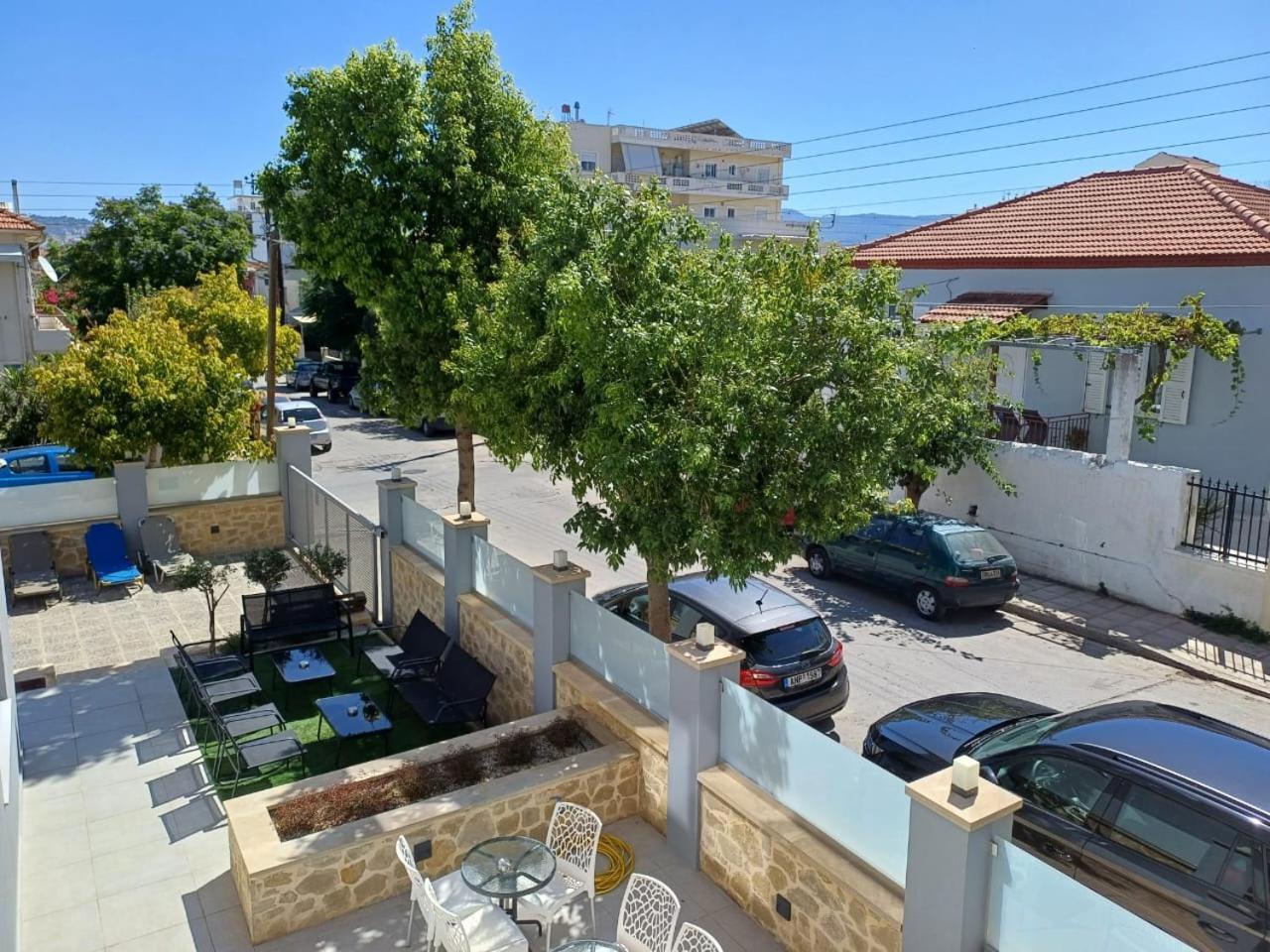 Deluxe City Hotel Ханья Экстерьер фото