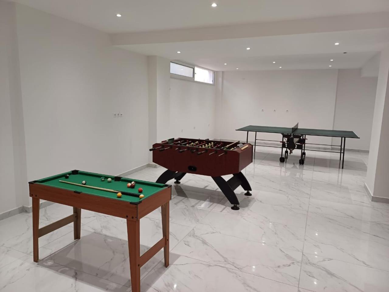 Deluxe City Hotel Ханья Экстерьер фото